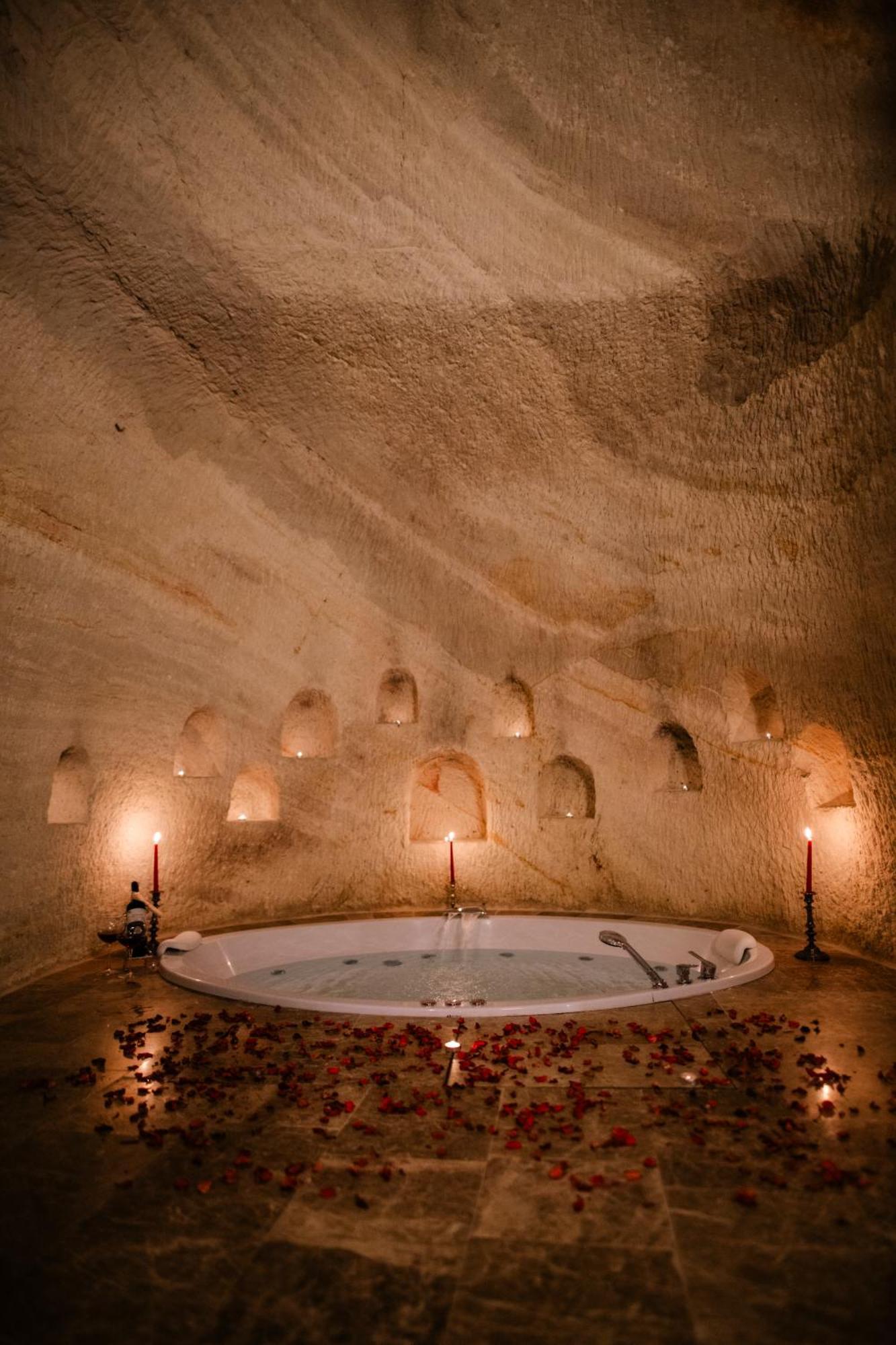 Solem Cave Suites อูร์กุบ ภายนอก รูปภาพ